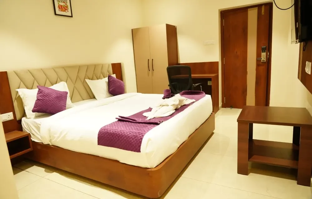 Hotel Ratna Grand ROOMS_NAME Image