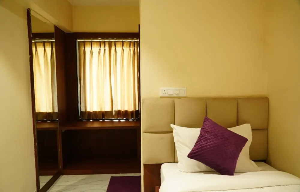 Hotel Ratna Grand ROOMS_NAME Image