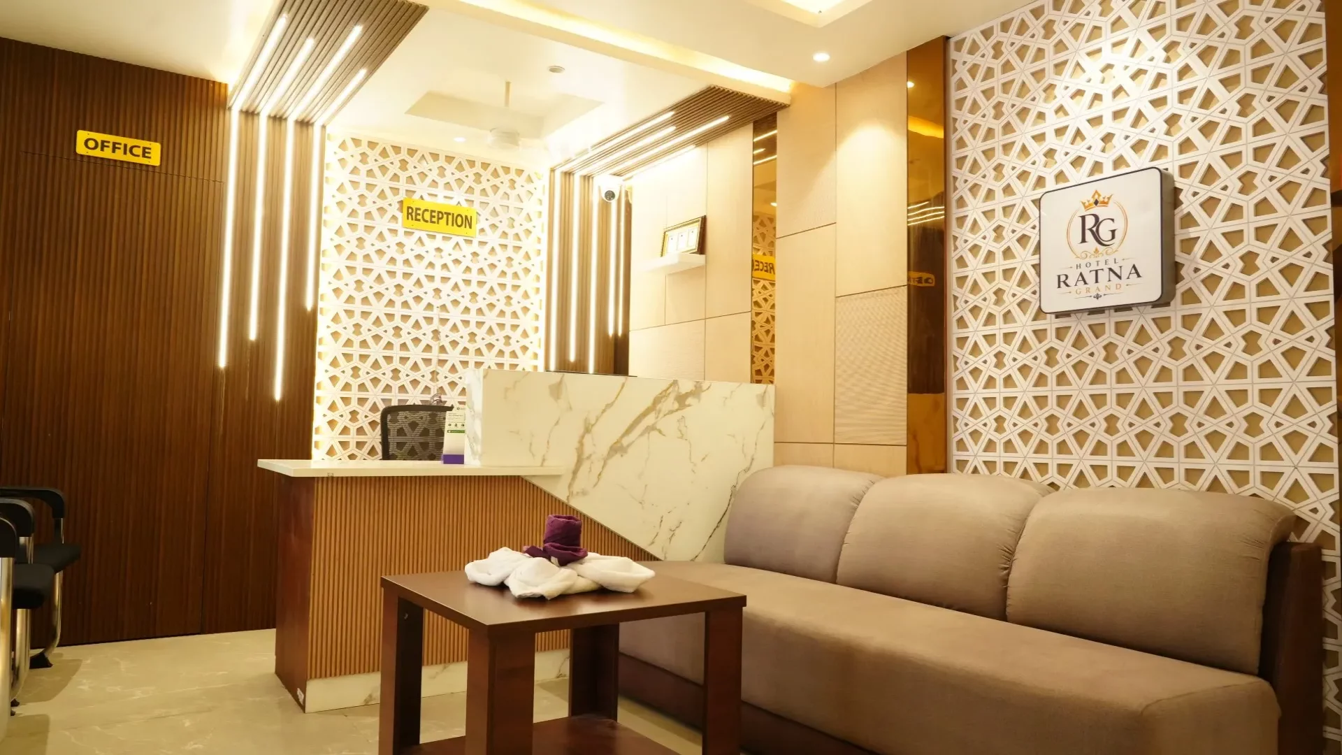 Hotel Ratna Grand