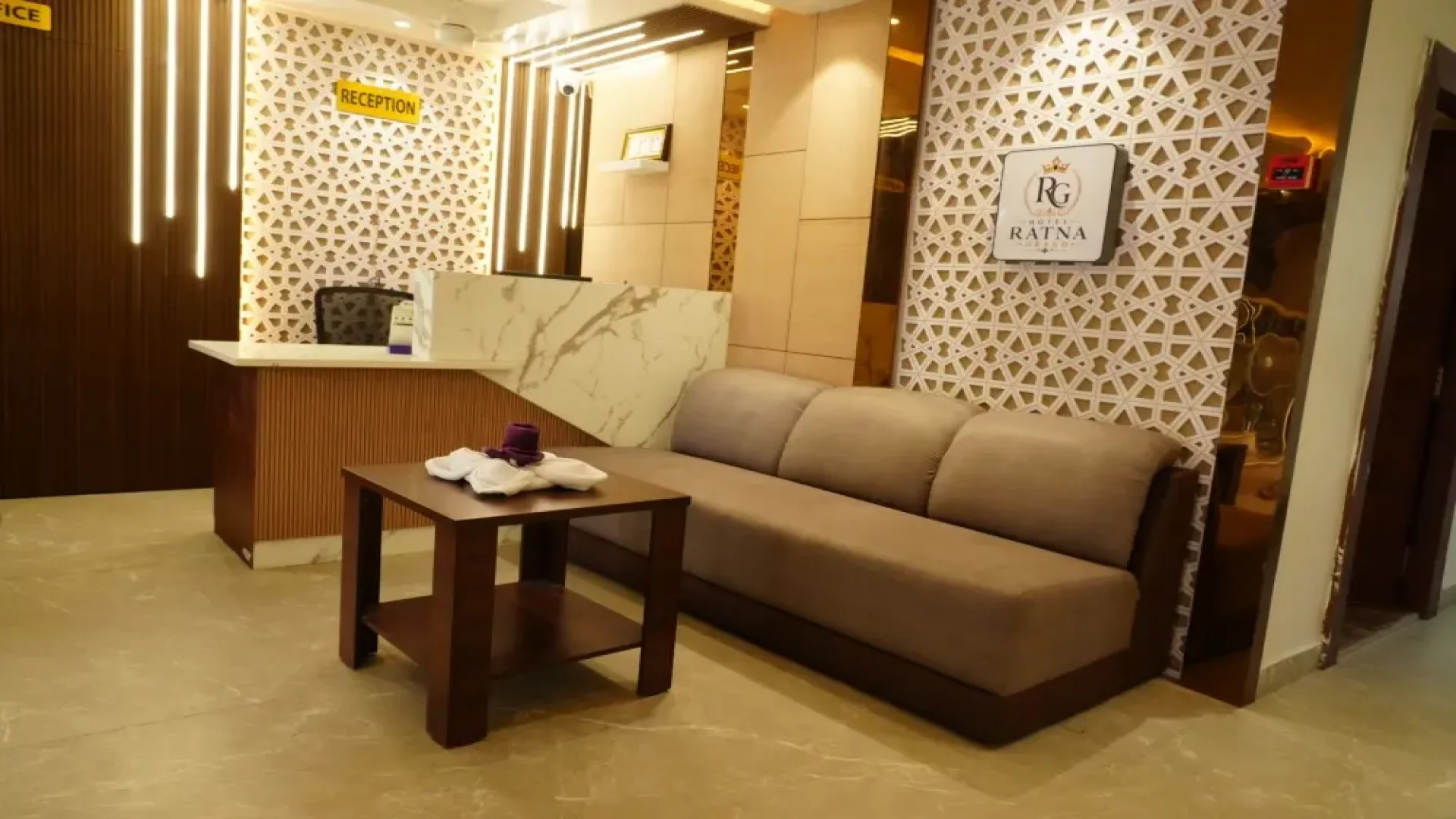 Hotel Ratna Grand