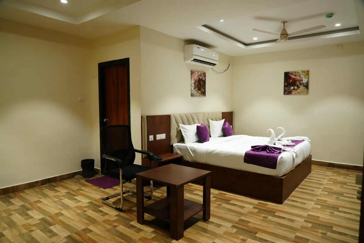 Hotel Ratna Grand ROOMS_NAME Image